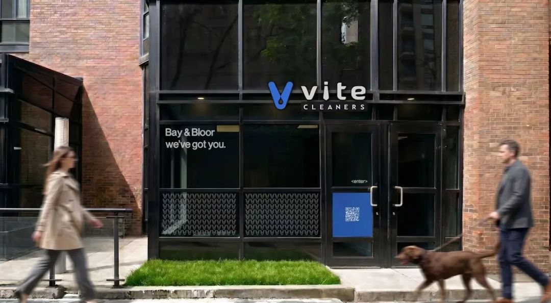 ViteCleaners storefront at Bay & Bloor